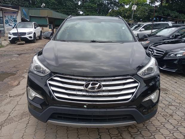 Hyundai Santa Fe 2015 Black