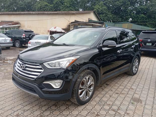 Hyundai Santa Fe 2015 Black