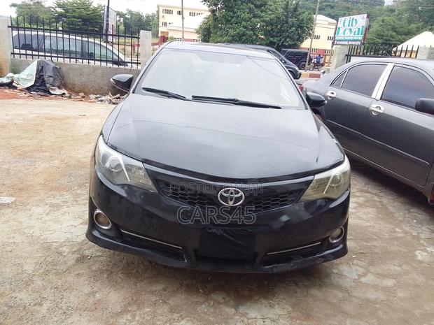 Toyota Camry 2014 Gray