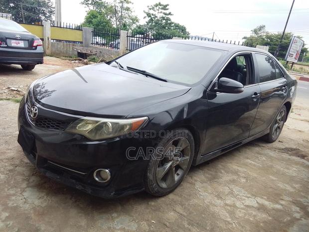 Toyota Camry 2014 Gray