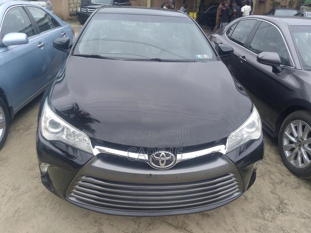 Toyota Camry 2016 Black