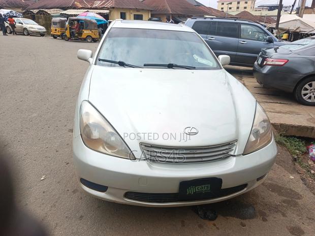 Lexus ES 2002 Silver