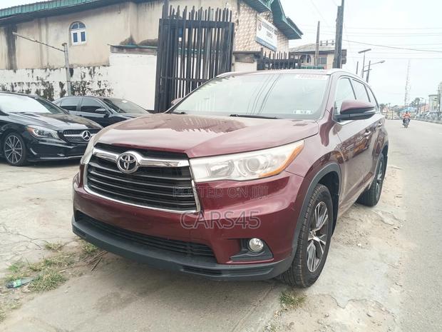 Toyota Highlander 2016 Red