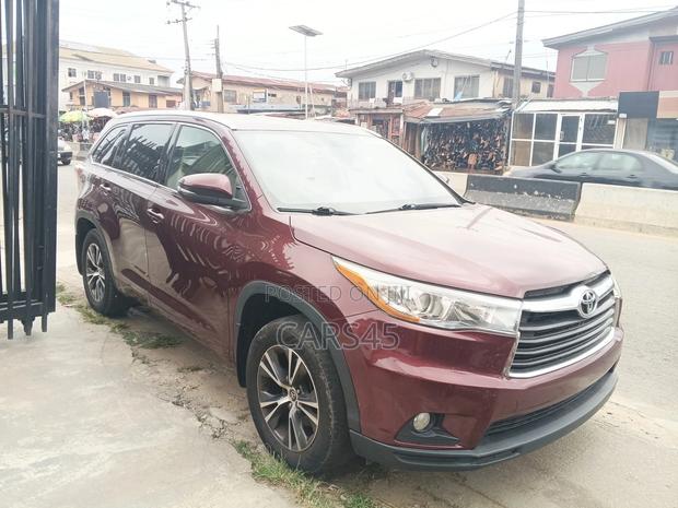 Toyota Highlander 2016 Red