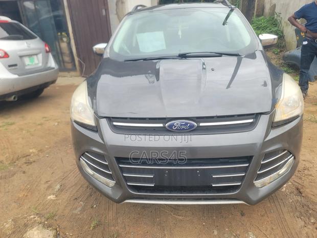 Ford Escape 2016 Gray
