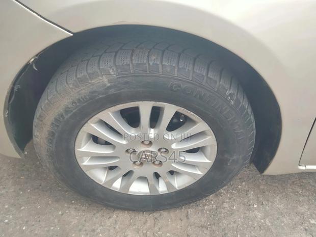 Toyota Sienna 2007 Gold