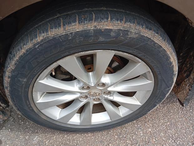 Toyota Venza 2013 Brown