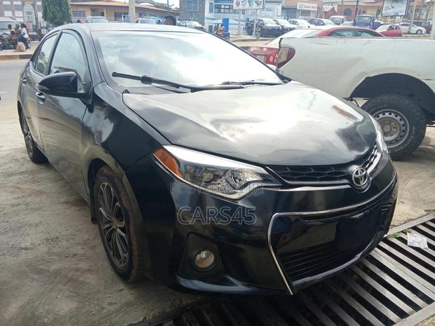 Toyota Corolla 2014 Black