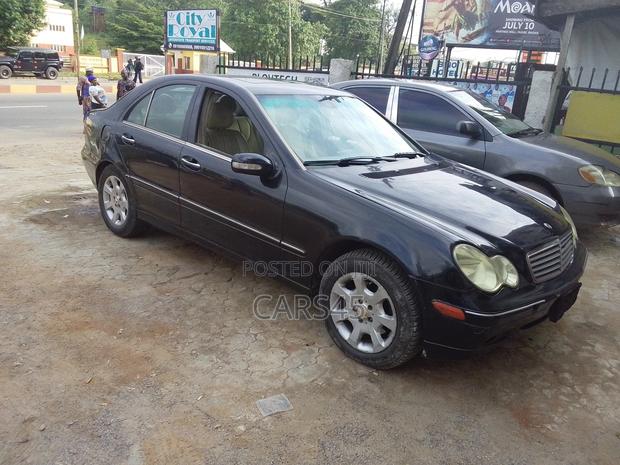 Mercedes-Benz C240 2005 Black