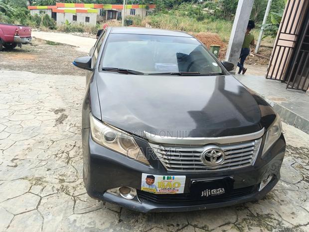 Toyota Camry 2011 Gray
