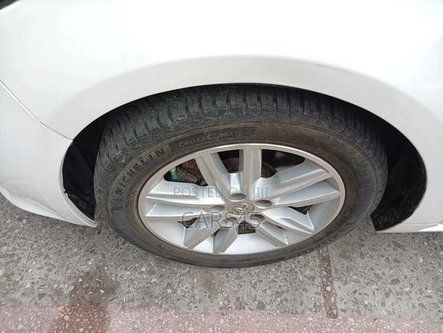 Toyota Avalon 2013 White