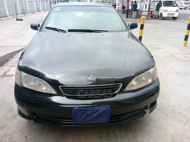 Lexus ES 2000 Black