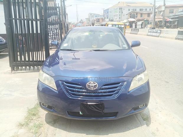 Toyota Camry 2007 Blue