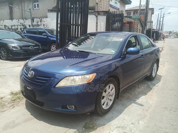 Toyota Camry 2007 Blue