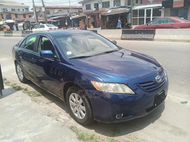 Toyota Camry 2007 Blue