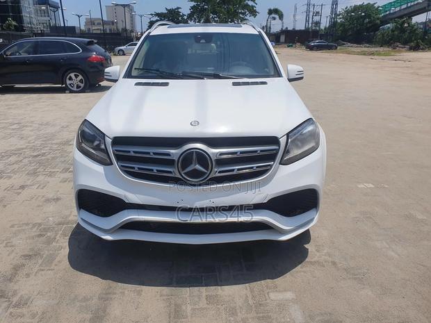 Mercedes-Benz GL-Class 2014 Gold