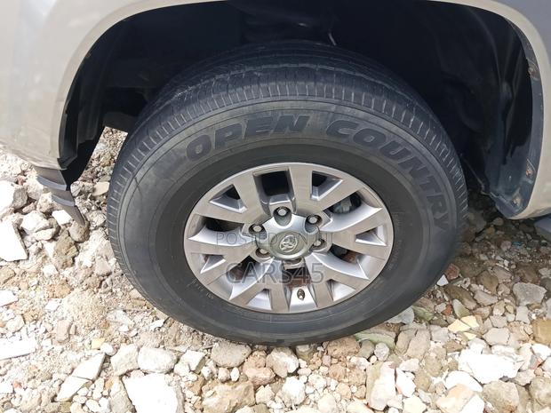 Toyota Tacoma 2018 Silver