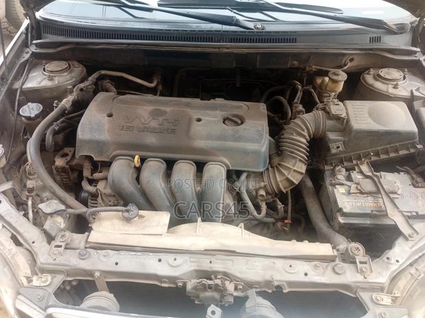 Toyota Corolla 2008 Gray