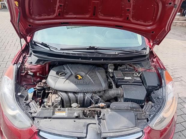 Hyundai Elantra 2013 Red