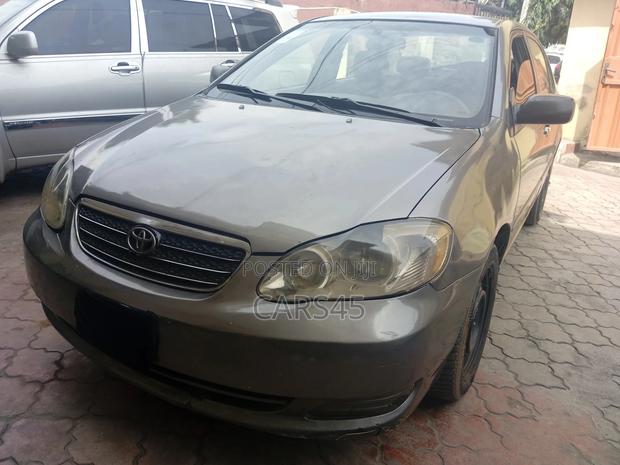 Toyota Corolla 2008 Gray