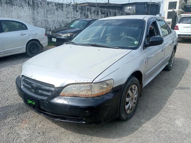 Honda Accord 2001 Gray