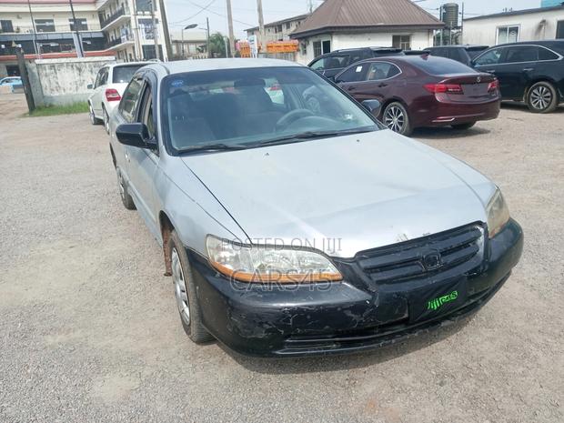 Honda Accord 2001 Gray