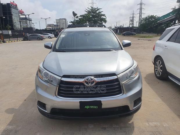 Toyota Highlander 2016 Silver