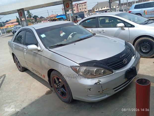 Toyota Camry 2006 Silver