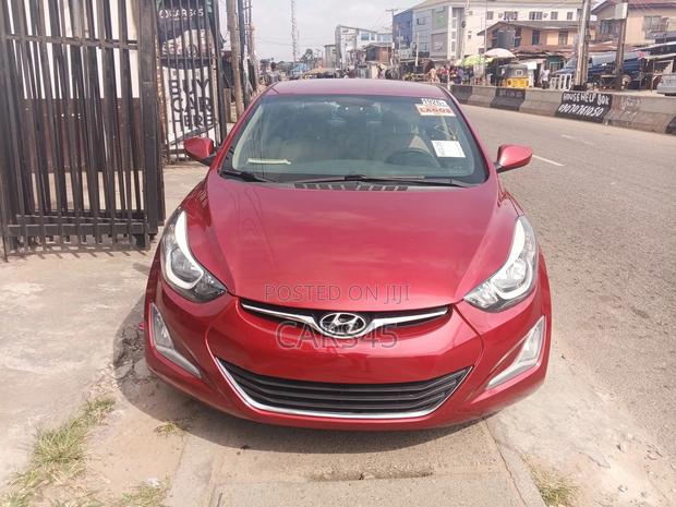 Hyundai Elantra 2014 Red
