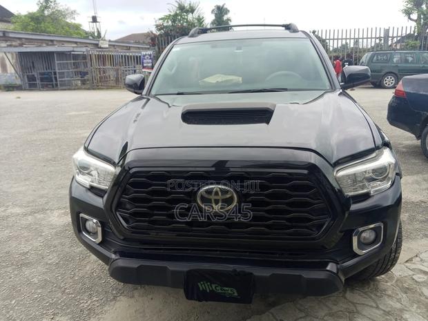 Toyota Tacoma 4dr Double Cab 2016 Black