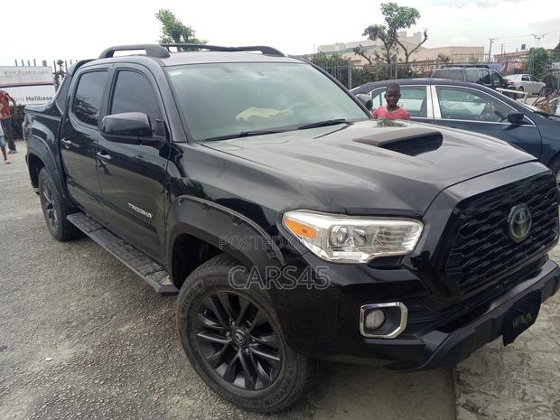 Toyota Tacoma 4dr Double Cab 2016 Black
