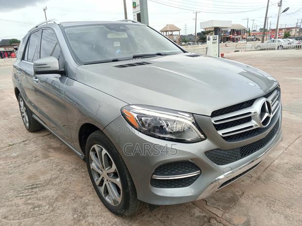 Mercedes-Benz GLE-Class 2016 Gray
