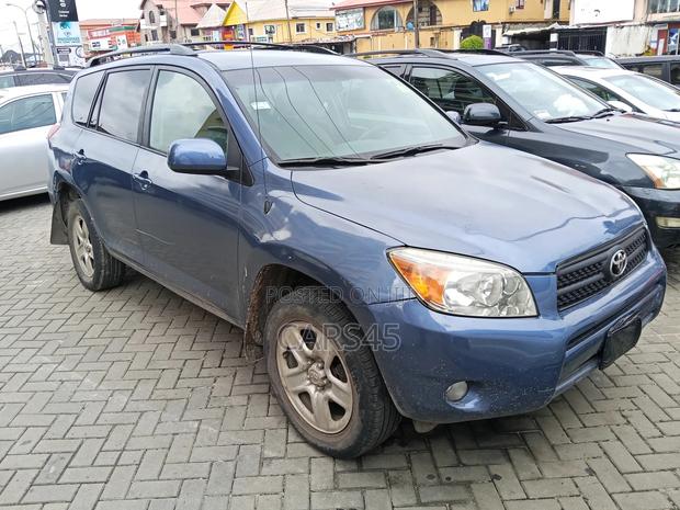 Toyota RAV4 2008 Blue