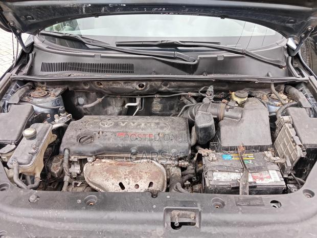 Toyota RAV4 2008 Blue