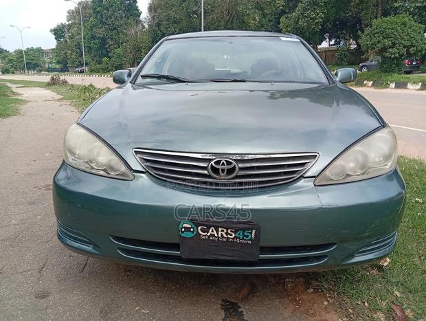 Toyota Camry 2002 Green