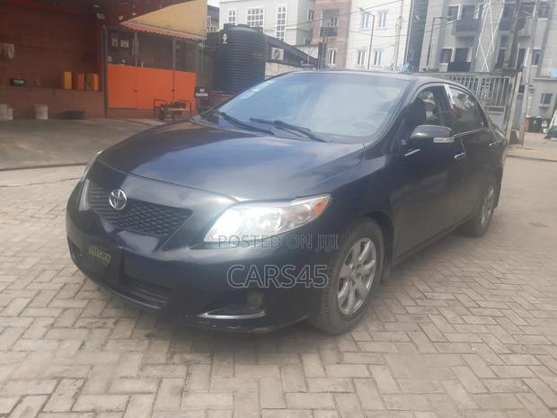 Toyota Corolla 2009 Black