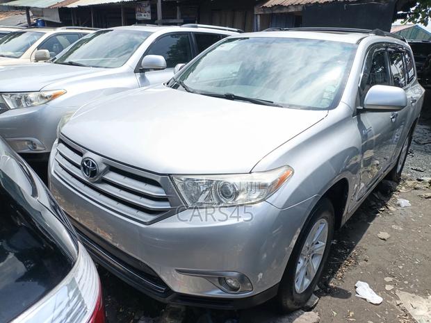 Toyota Highlander 2013 Silver