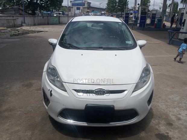 Ford Fiesta 2011 White