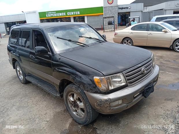 Toyota Land Cruiser 2005 Black
