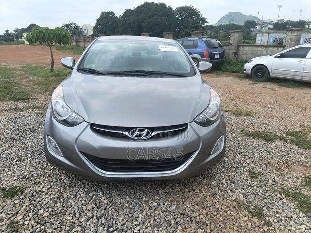 Hyundai Elantra 2013 Silver