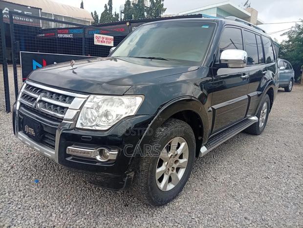 Mitsubishi Pajero 2017 Black