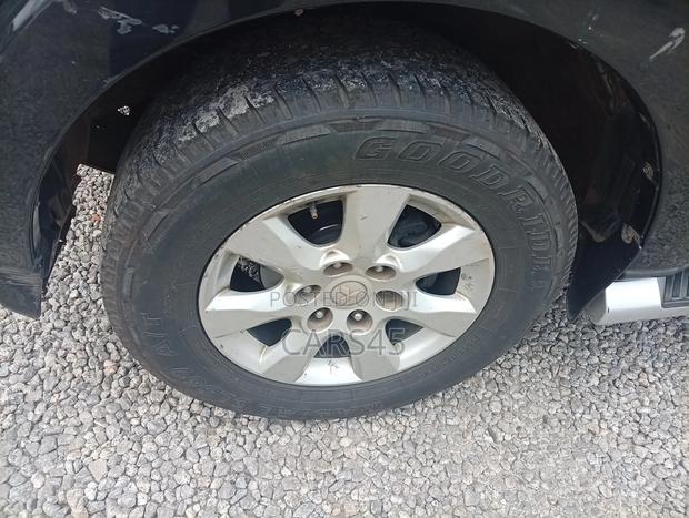 Mitsubishi Pajero 2017 Black
