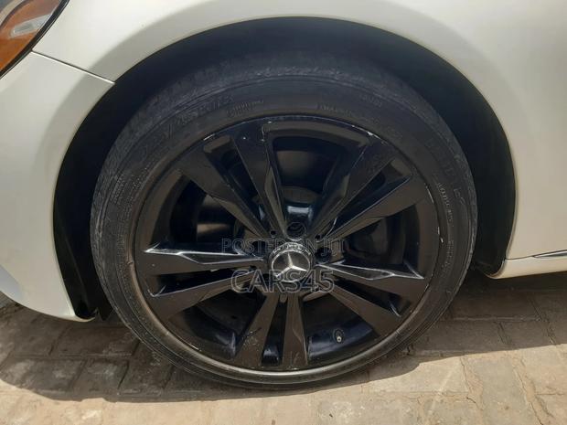 Mercedes-Benz C300 2015 White