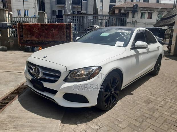 Mercedes-Benz C300 2015 White