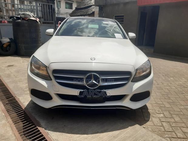 Mercedes-Benz C300 2015 White