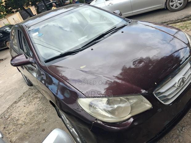 Hyundai Elantra 2008 Brown