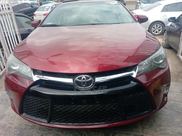 Toyota Camry 2016 Red