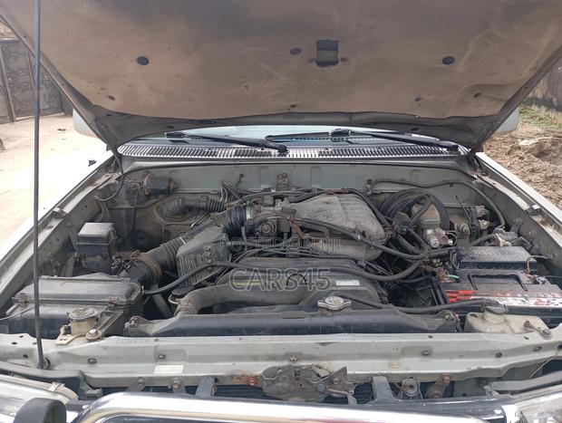 Toyota 4-Runner 2002 Gray