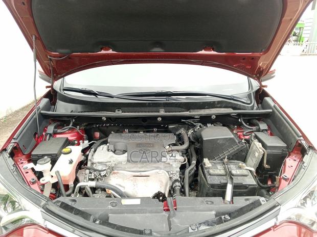 Toyota RAV4 2018 Red