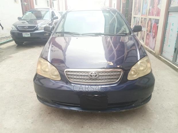 Toyota Corolla 2004 Blue